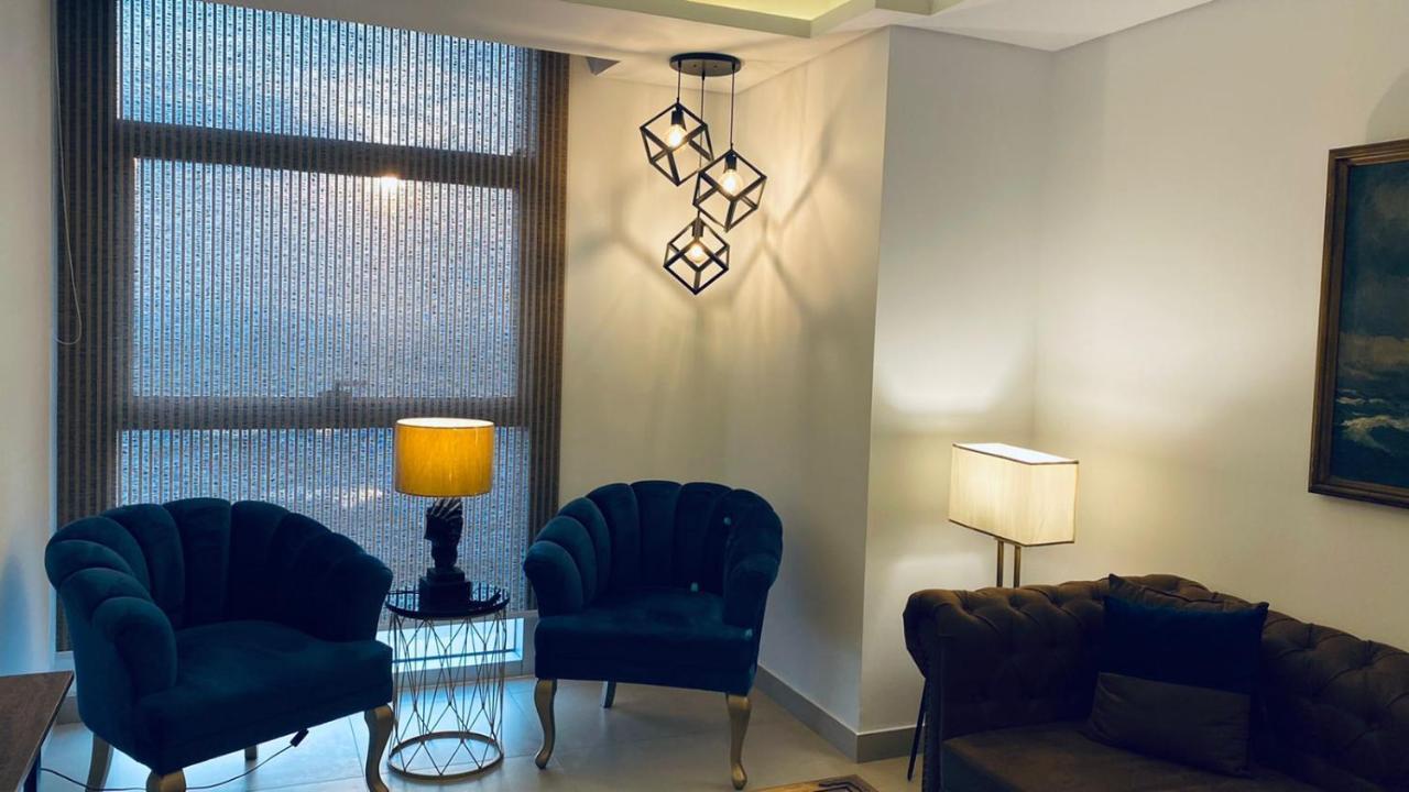 One Constitution Avenue By Goldfinch Aparthotel Islamabad Exteriör bild